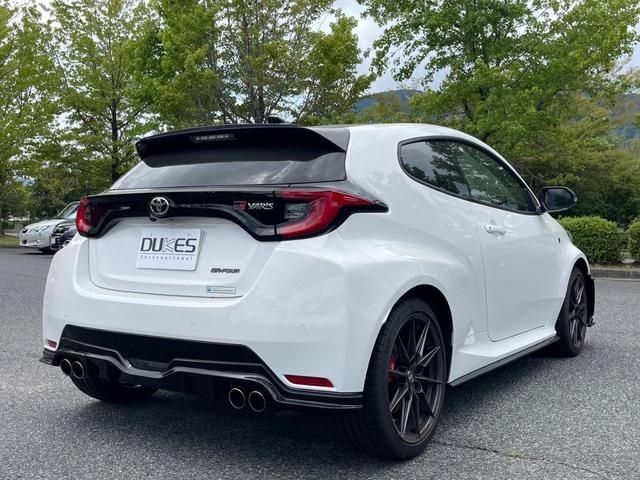Toyota YARIS 2022-04 6364-3