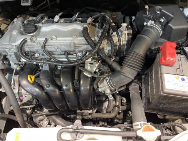 Toyota VOXY 2016-11 186814-18