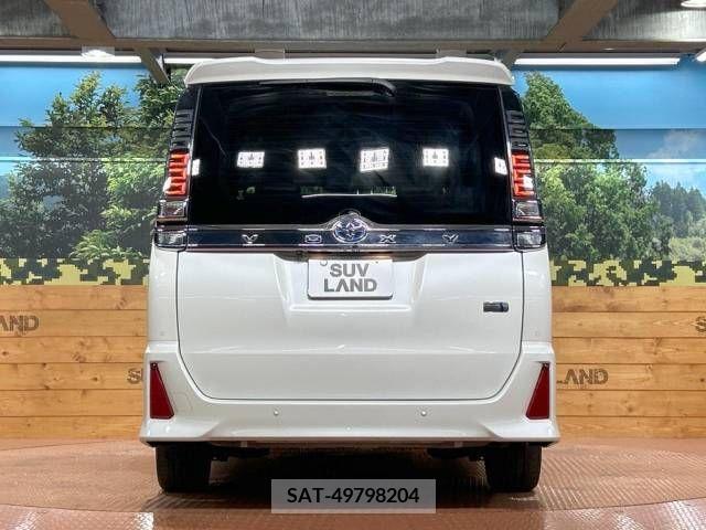 Toyota VOXY HYBRID 2021-12 289418-15