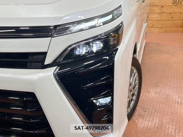 Toyota VOXY HYBRID 2021-12 289418-12