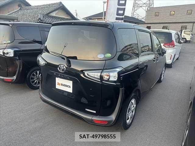 Toyota SIENTA 2021-02 298383-14