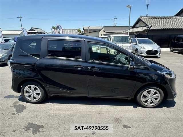Toyota SIENTA 2021-02 298383-11
