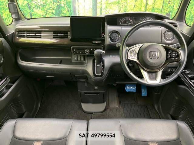 Honda N BOX CUSTOM 2019-06 279059-1