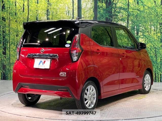 Nissan DAYZ 2020-11 323625-17