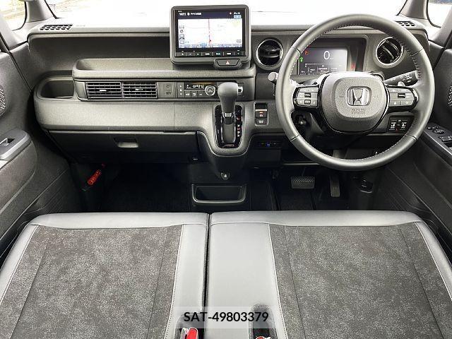 Honda N BOX CUSTOM 2023-10 239615-1