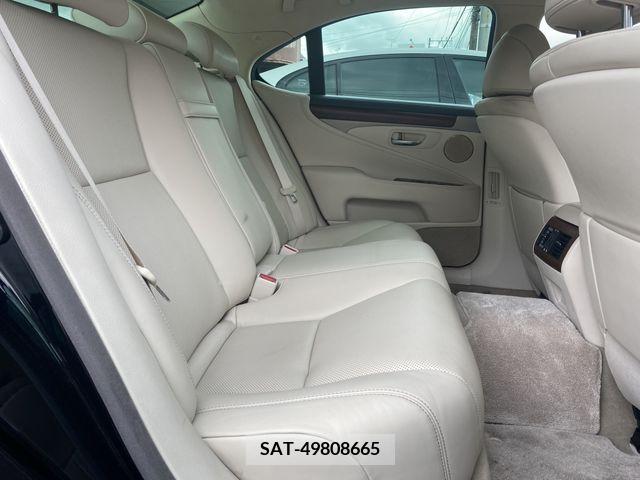 Lexus LS 2012-12 203605-7