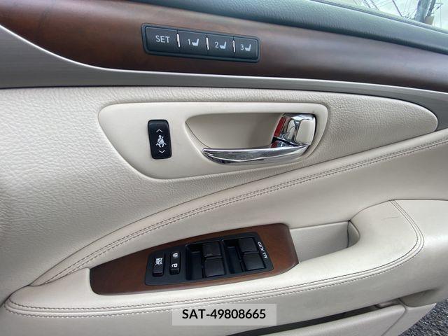 Lexus LS 2012-12 203605-17