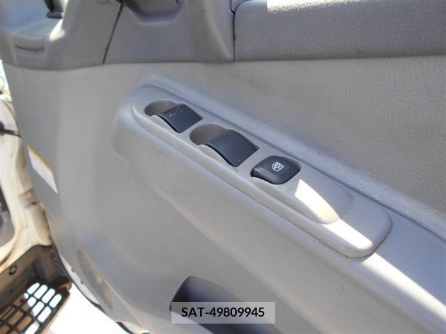 Mitsubishi CANTER 2004-01 249663-8