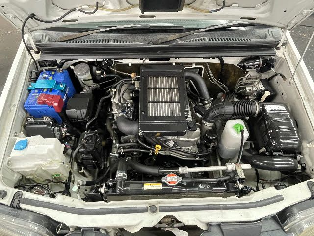 Suzuki JIMNY 2010-08 18077-27