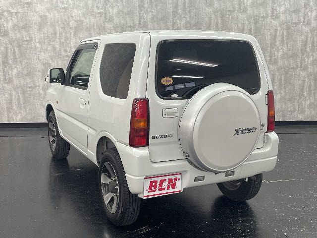Suzuki JIMNY 2010-08 18077-8