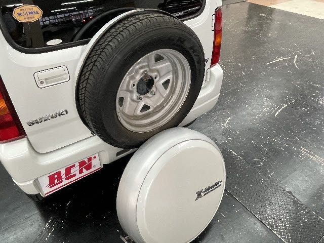 Suzuki JIMNY 2010-08 18077-24