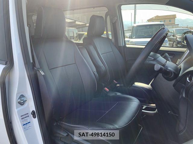 Toyota NOAH 2014-06 230088-6