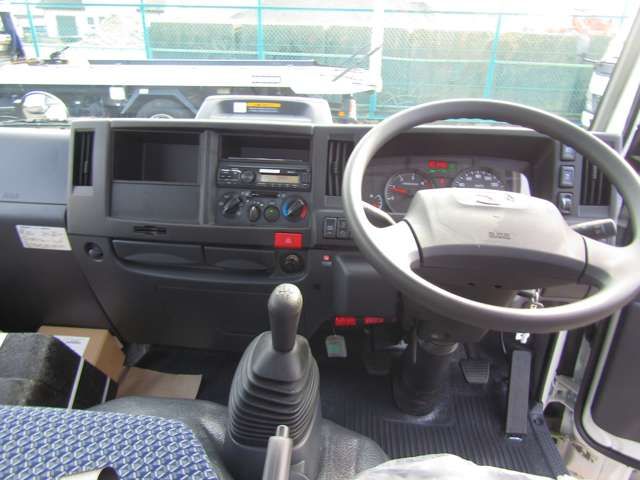 Mazda TITAN 2023-09 13247-14