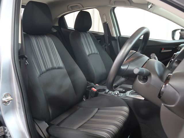 Mazda MAZDA2 2022-02 189968-16
