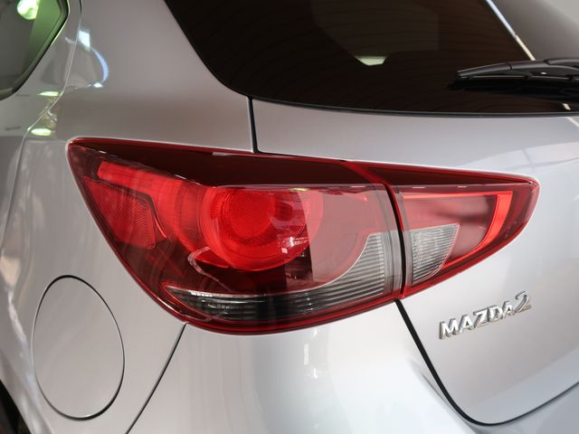 Mazda MAZDA2 2022-02 189968-26