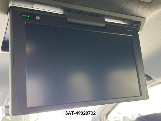 Toyota VOXY 2017-12 321522-4