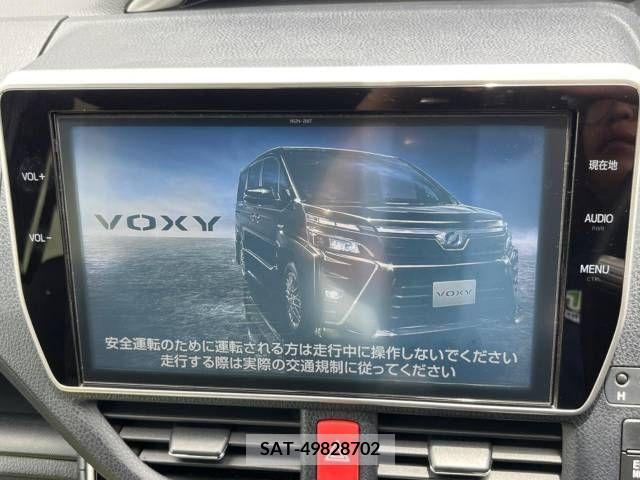Toyota VOXY 2017-12 321522-2