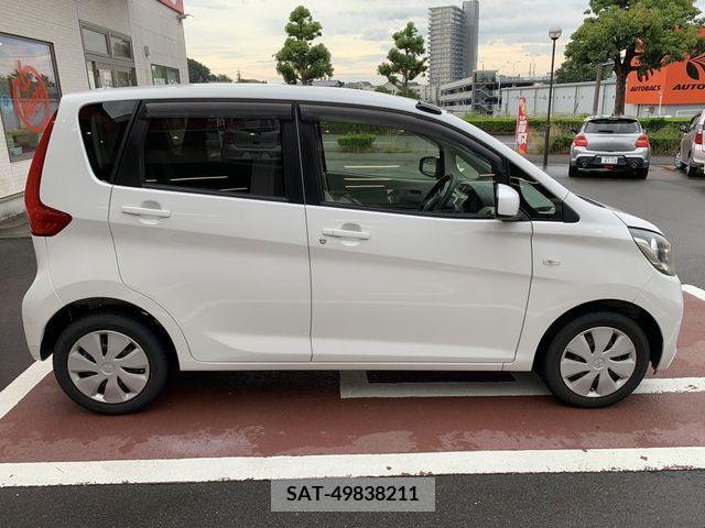 Mitsubishi EK WAGON 2013-06 300723-4