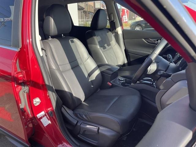 Nissan X-TRAIL 2018-08 25941-19