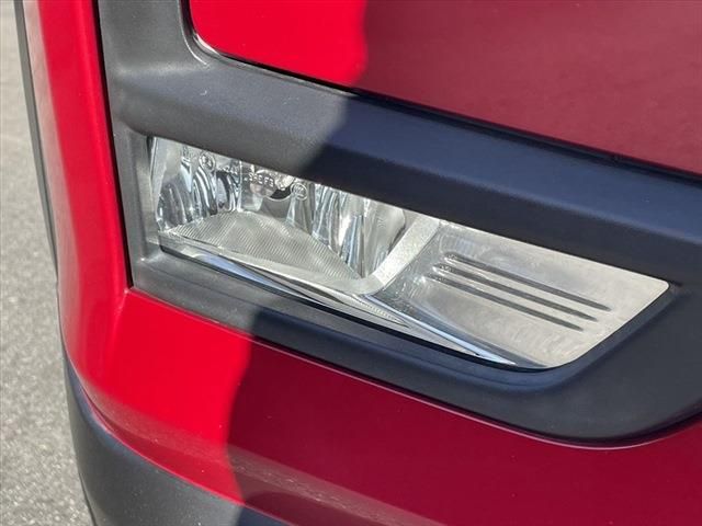 Nissan X-TRAIL 2018-08 25941-11