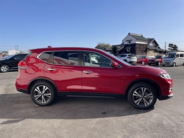 Nissan X-TRAIL 2018-08 25941-3