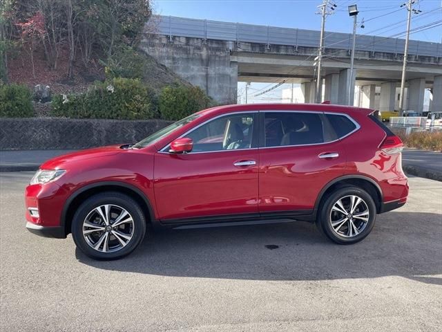Nissan X-TRAIL 2018-08 25941-7