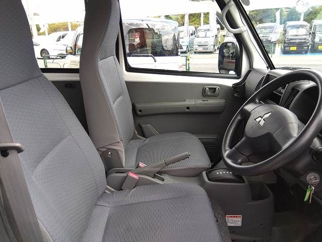 Mitsubishi MINICA 2017-07 21699-25