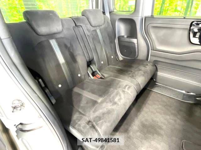 Honda N BOX CUSTOM 2022-07 211362-9