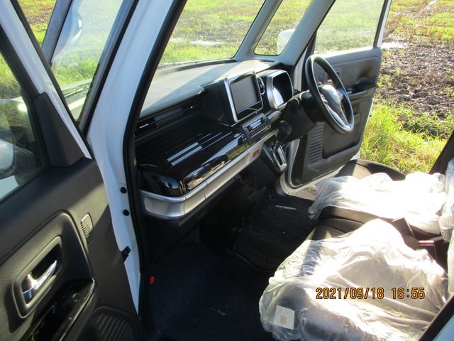 Suzuki SPACIA 2019-06 3142-11