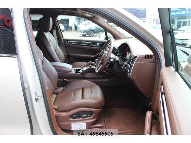 Porsche CAYENNE 2022-03 200501-4