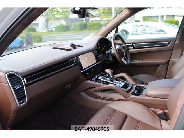 Porsche CAYENNE 2022-03 200501-28