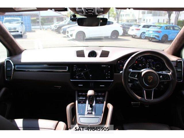 Porsche CAYENNE 2022-03 200501-1