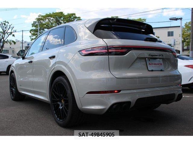 Porsche CAYENNE 2022-03 200501-2