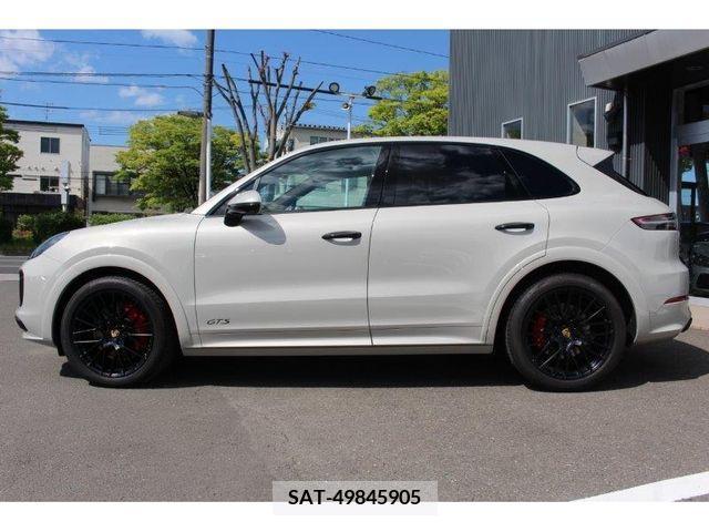 Porsche CAYENNE 2022-03 200501-3