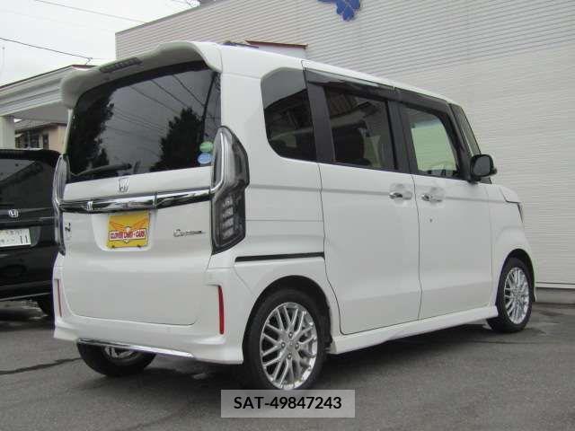 Honda N BOX CUSTOM 2021-06 307267-4