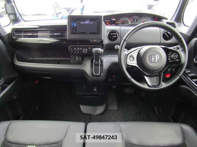 Honda N BOX CUSTOM 2021-06 307267-11