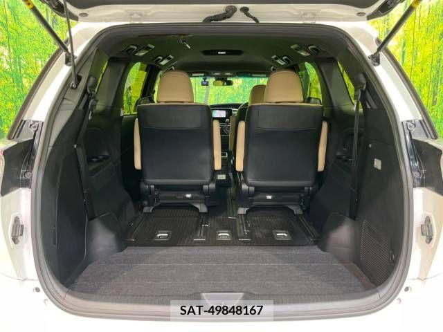 Toyota ESTIMA 2017-03 220378-11