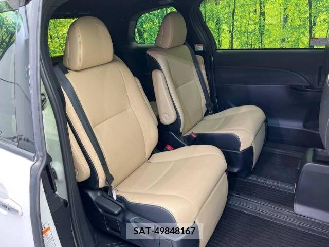 Toyota ESTIMA 2017-03 220378-9