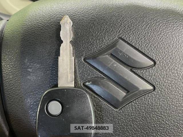 Suzuki ALTO 2017-05 355782-5