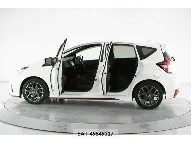 Nissan NOTE 2018-01 239549-9
