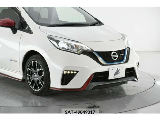 Nissan NOTE 2018-01 239549-6
