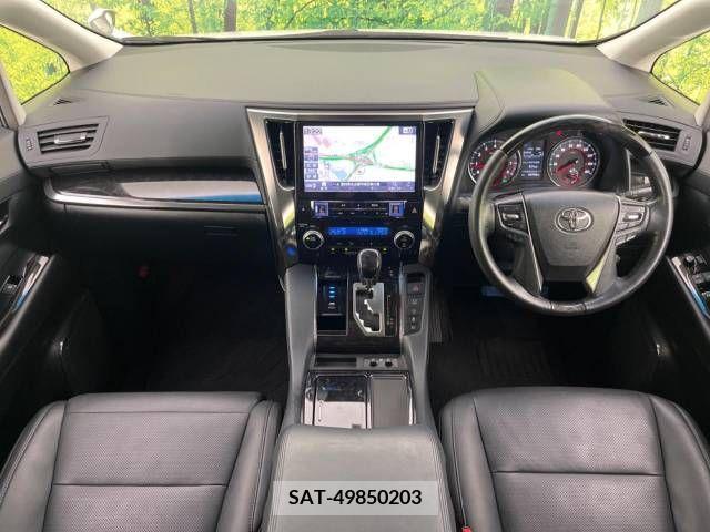 Toyota VELLFIRE 2018-02 303625-1