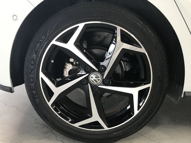 VolksWagen POLO 2019-01 7257-27