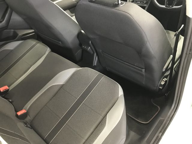VolksWagen POLO 2019-01 7257-12