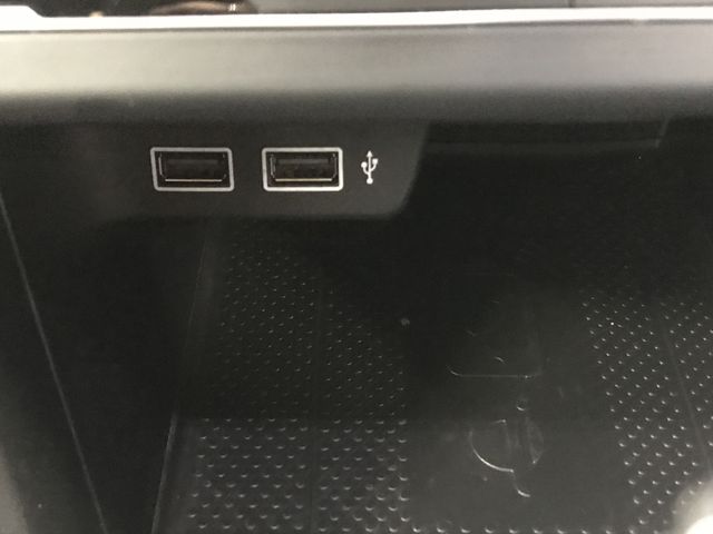 VolksWagen POLO 2019-01 7257-26