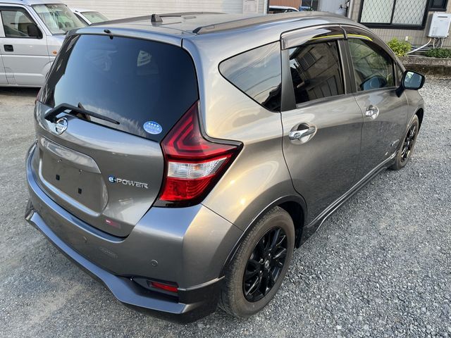 Nissan NOTE 2018-05 9150-2