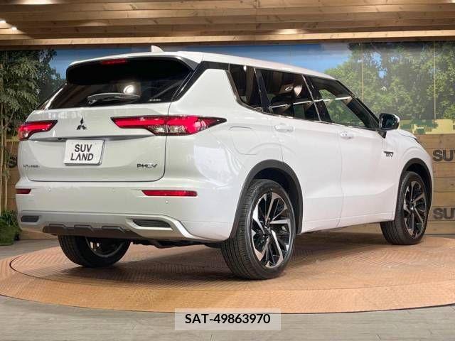 Mitsubishi OUTLANDER PHEV 2022-07 281144-19