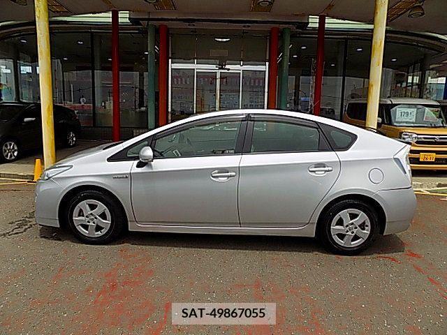 Toyota PRIUS 2011-07 321977-13