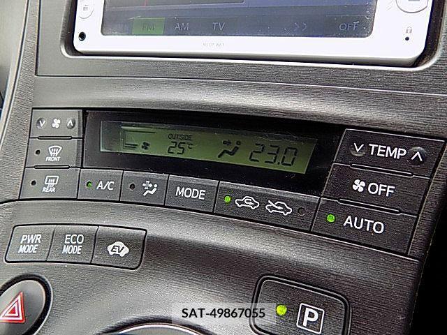 Toyota PRIUS 2011-07 321977-15