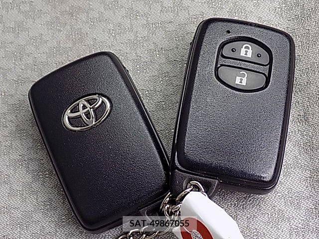 Toyota PRIUS 2011-07 321977-11